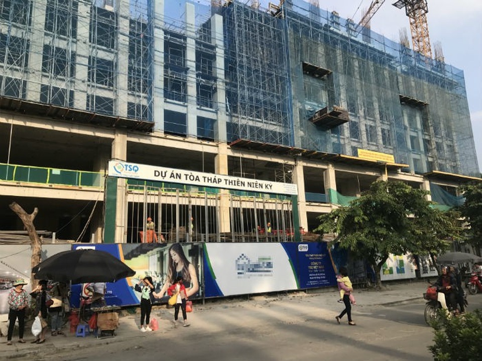 Hà Đông 1 thập kỷ lên đời: Những biểu tượng ê chề, tai tiếng - 1
Dự án triển khai trở lại sau thời gian dài bỏ hoang. (Ảnh:D.Anh)