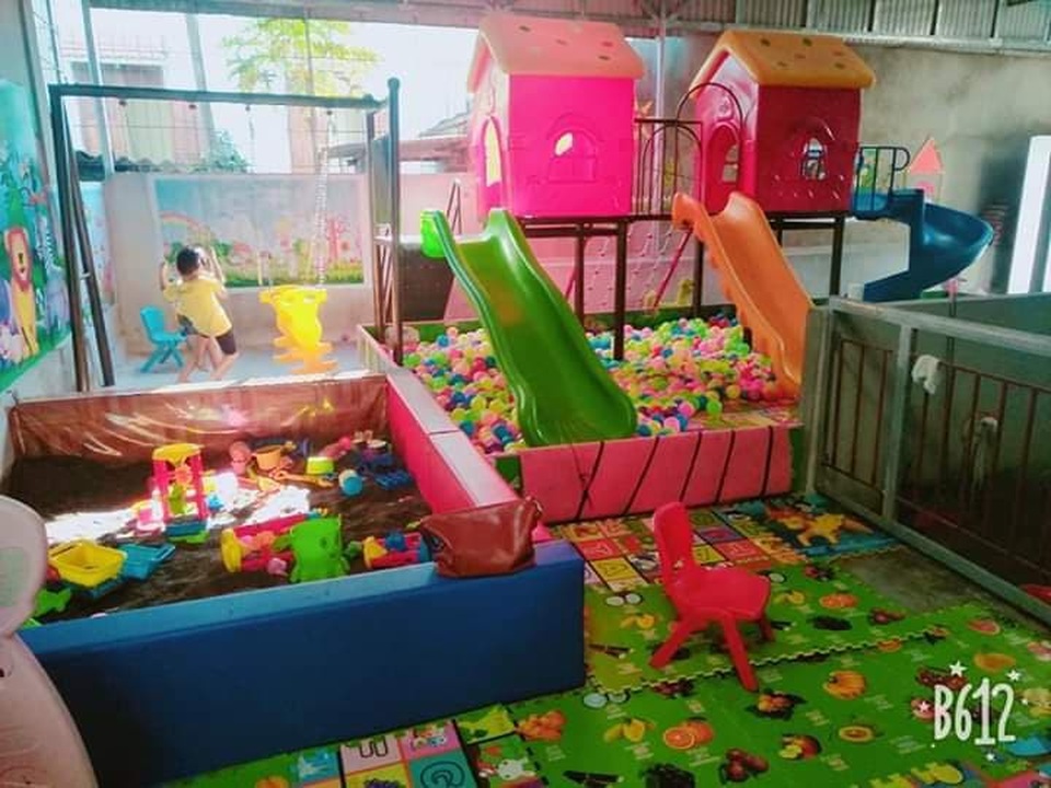 Nhóm lớp mầm non Thuận Chân IQ: Gia đình thứ hai của trẻ - 3 Một khu vui chơi của Nhóm lớp mầm non Thuận Chân IQ.