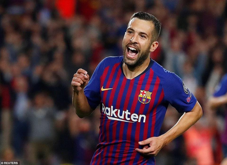 Barcelona 2-0 Inter Milan: Rafinha, Jordi Alba tỏa sáng - 11
Niềm vui của Jordi Alba với bàn thắng ấn định tỷ số 2-0 ở phút 82