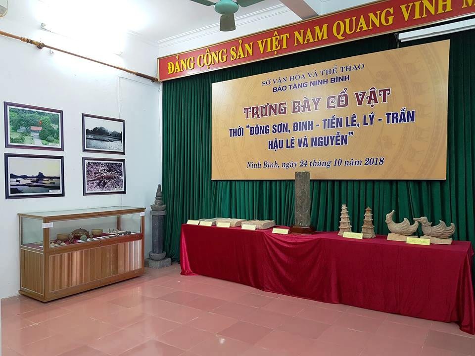 Chiêm ngắm những cổ vật hiếm thấy qua các thời kỳ ở Việt Nam - 1 Triển lãm trưng bày cổ vật các thời kỳ Việt Nam tại Ninh Bình.