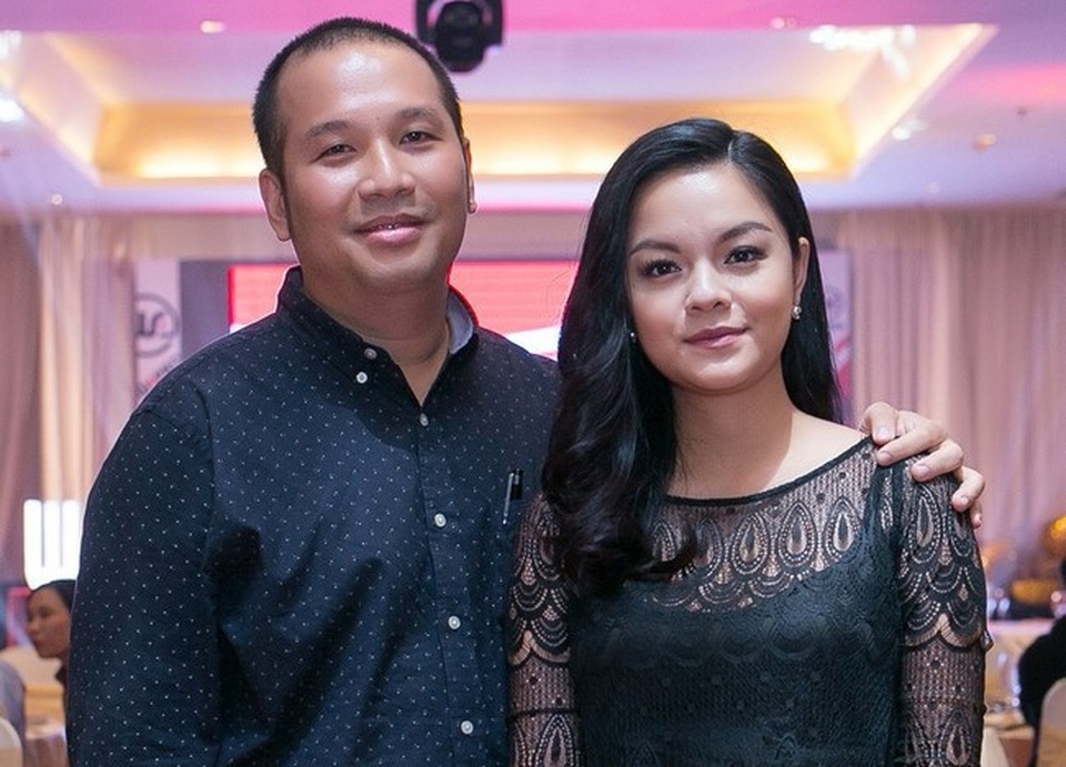 Phạm Quỳnh Anh lần đầu lên tiếng về chuyện hôn nhân đổ vỡ - 1
Quang Huy và Phạm Quỳnh Anh đã gắn bó trong 16 năm trước và sau kết hôn, một gia đình được xem là lý tưởng của showbiz Việt tan vỡ đã khiến nhiều người cảm thấy tiếc nuối.