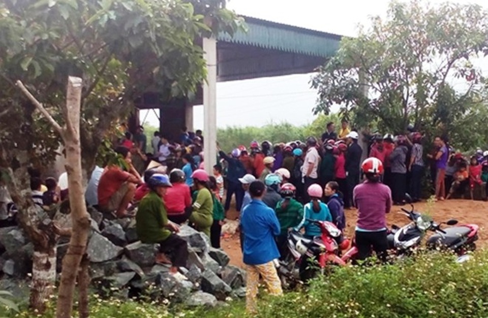  Bốn người trong gia đình treo cổ tự tử - sự lựa chọn đáng phê phán  - Ảnh 2.