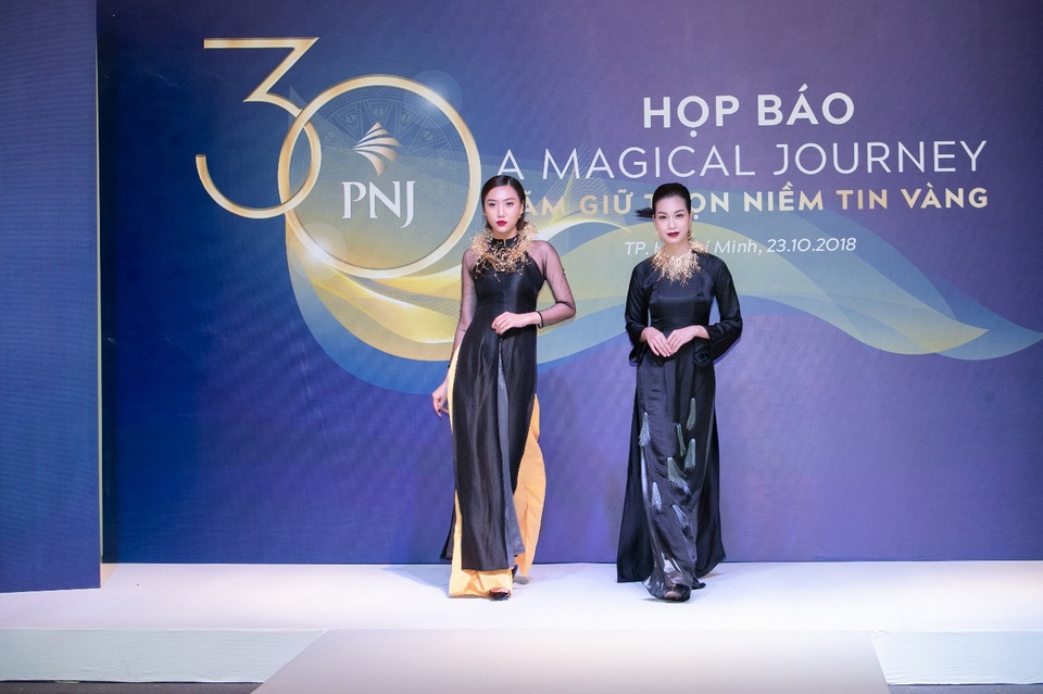 Fashion show trang sức quy mô “khủng” nhất đến nay sắp chính thức diễn ra - 3 Fashion show trang sức quy mô “khủng” nhất đến nay sắp chính thức diễn ra - 3