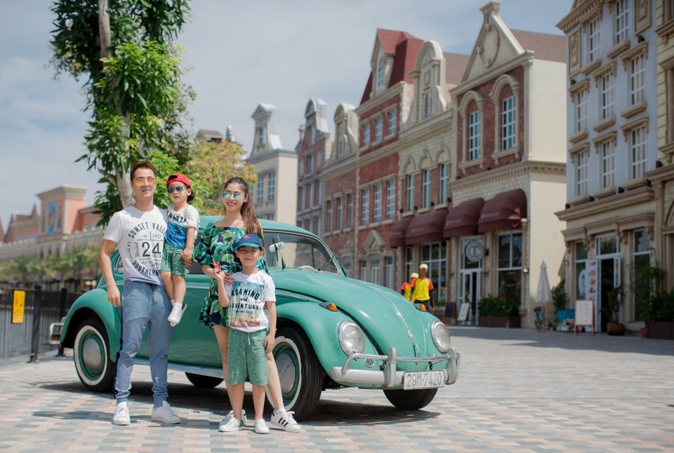 Vợ Đăng Khôi diện bikini gợi cảm trong chuyến du lịch lãng mạn ở Hội An - 12