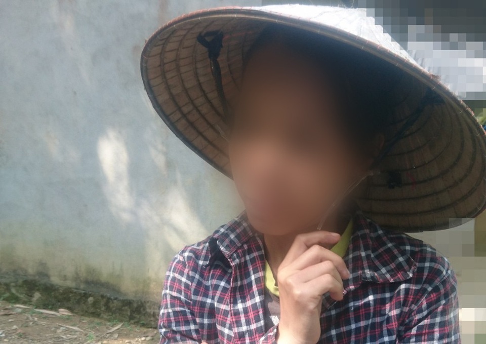 Lo ngại dự án nghĩa trang "đe dọa" vùng suối khoáng nổi tiếng - 2
Chị B.T.T. cho rằng, xây dựng nghĩa trang ở xóm Khăm là không phù hợp.