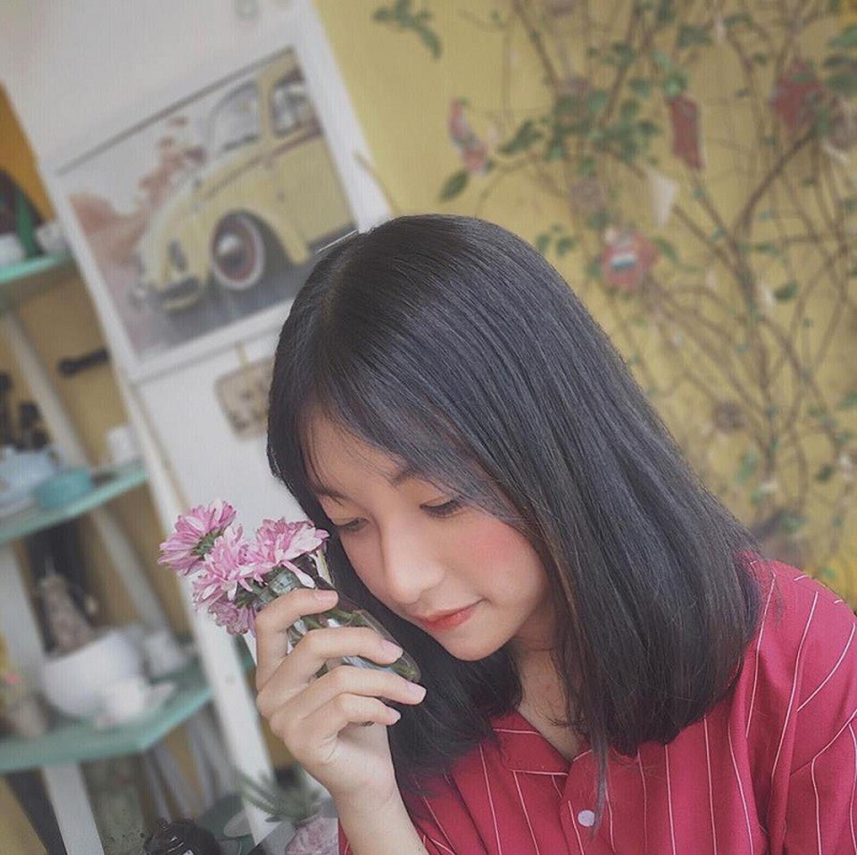 Nữ sinh 10X khoe ảnh "ngày ấy – bây giờ" gây sốt mạng - 2 Trúc Thy