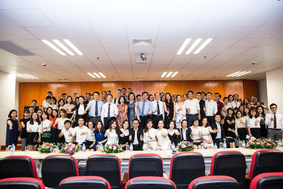 CFVG chào đón 477 tân học viên Thạc sỹ & Tiến sỹ quốc tế - 1 CFVG chào đón 477 tân học viên Thạc sỹ & Tiến sỹ quốc tế - 1