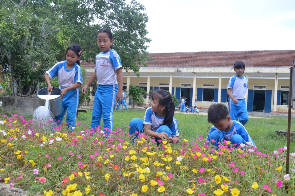 Quảng Ngãi: Học sinh thích thú với giờ ra chơi trải nghiệm - 8