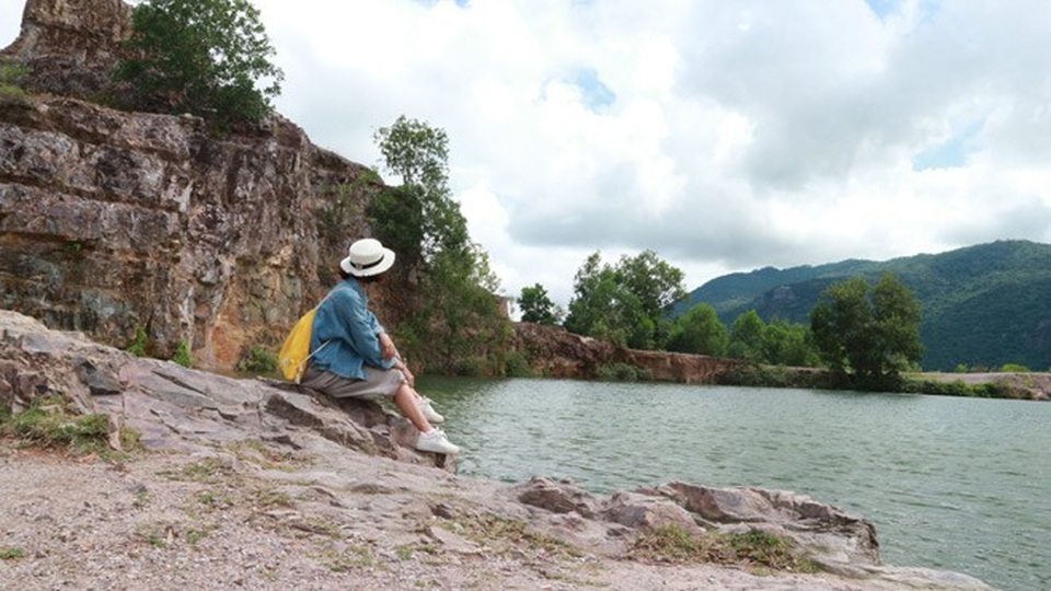 Ghé An Giang mùa nước nổi đẹp mê hồn, thưởng thức món gà đốt trứ danh - 25 Ghé An Giang mùa nước nổi đẹp mê hồn, thưởng thức món gà đốt trứ danh - 25