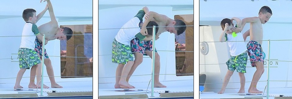 
Bốn con trai của Coleen Rooney rất hiếu động và đáng yêu
