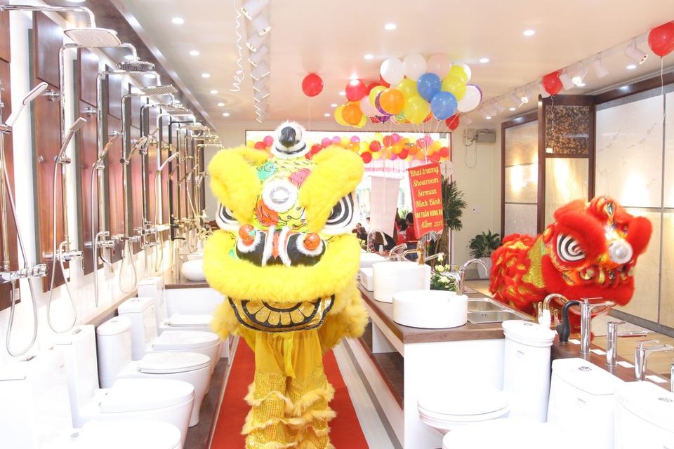 Ninh Bình: “Đột nhập” toà lâu đài khủng 5.000m2, “choáng” với nội thất cung đình - 6 Ninh Bình: “Đột nhập” toà lâu đài khủng 5.000m2, “choáng” với nội thất cung đình - 6