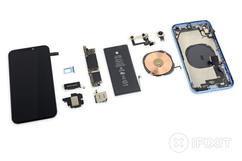 "Mổ xẻ" iPhone XR giá trẻ vừa "lên kệ": Pin siêu tốt - 4 "Mổ xẻ" iPhone XR giá trẻ vừa "lên kệ": Pin siêu tốt - 4
