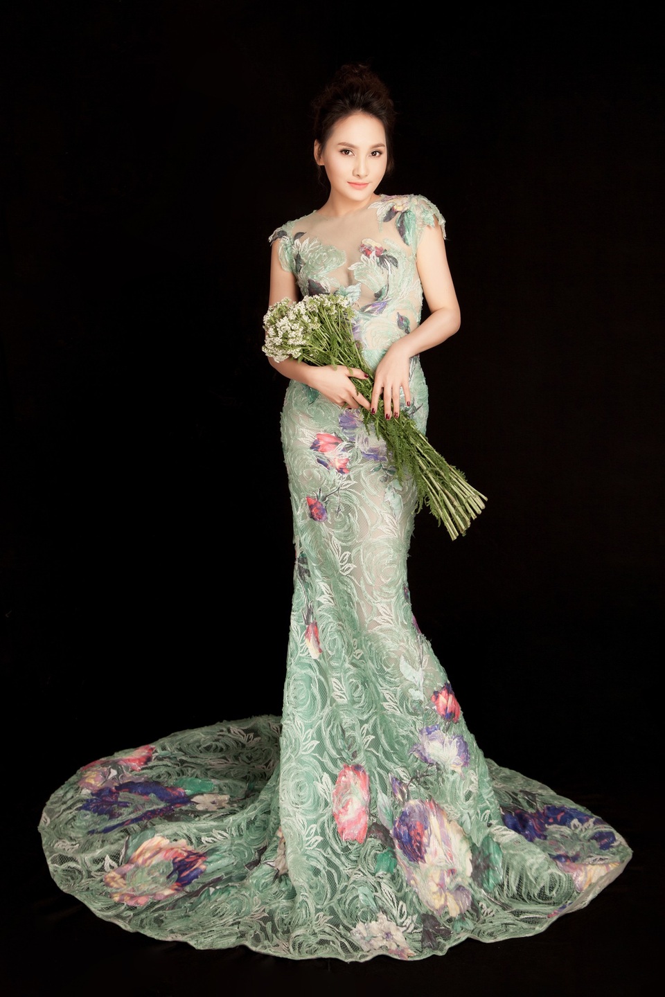 Đi du lịch cùng nhiều thế hệ trong gia đình không phải một điều đơn giản. Nhưng lần này Thanh rất hài lòng khi bất cứ thành viên nào, từ người già đến trẻ con đều có thể tìm được sự thoải mái. Sau kỳ nghỉ đáng nhớ, Bảo Thanh sẽ tiếp tục trở về với guồng quay công việc bận rộn trong những tháng cuối năm.