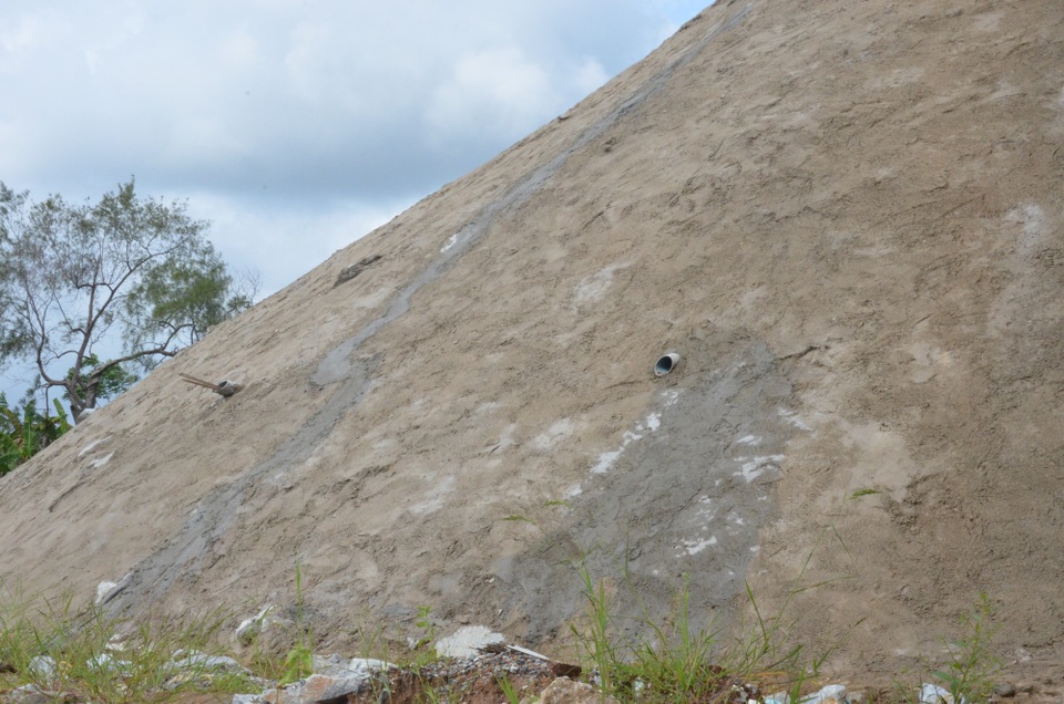 Cao tốc 34.000 tỷ hư hỏng: "Lộ" chỗ nào "vá" chỗ đó! - 3