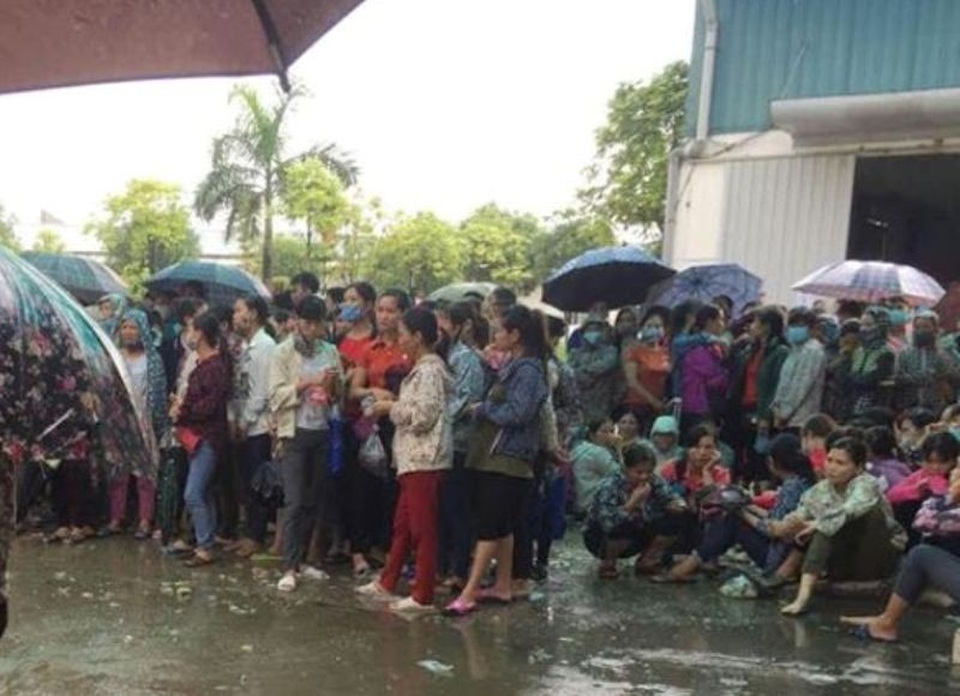 Vụ hơn 3.000 công nhân đình công: Toàn bộ công nhân đi làm trở lại - 2 Công nhân Công ty TNHH Ivory Việt Nam đình công từ ngày 18/10.