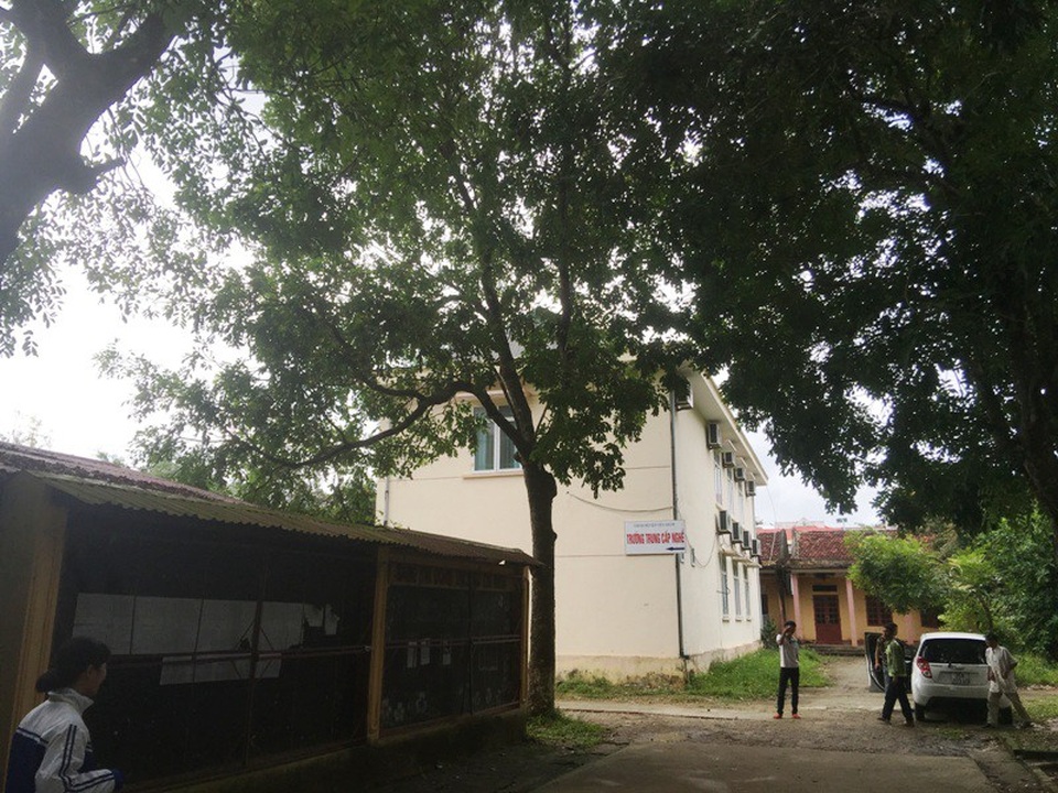 Trường Trung cấp Nghề “mọc” trong trường phổ thông - 6 Việc đi tắt đón đầu của huyện Yên Định đã vô tình đẩy các đơn vị vào thế khó.