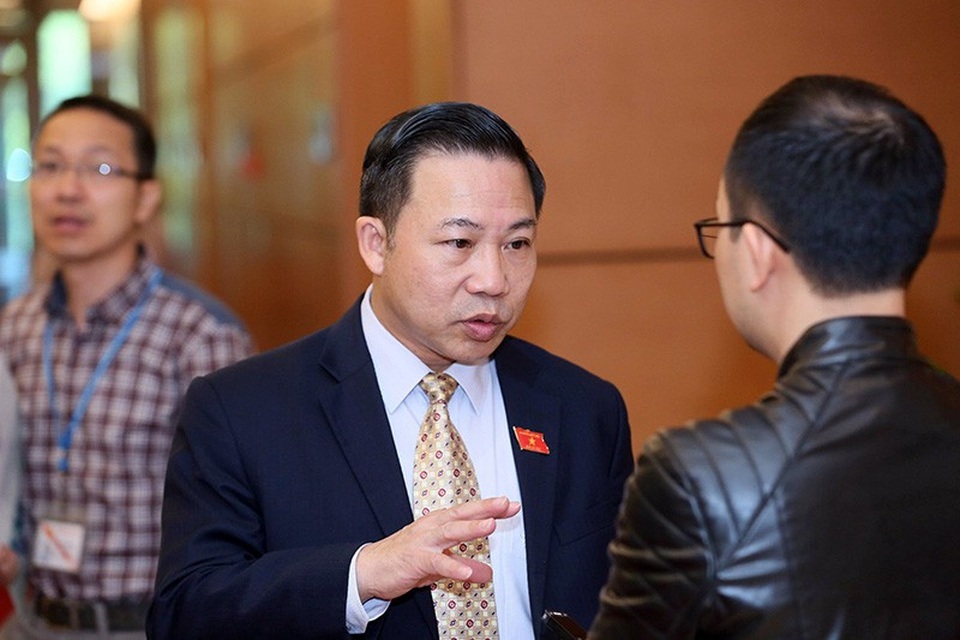 Nhà hát Thủ Thiêm 1.500 tỷ đồng: “Dự án không hợp lòng dân phải cương quyết dừng" - 1
Đại biểu Lưu Bình Nhưỡng. (Ảnh: Như Phúc)