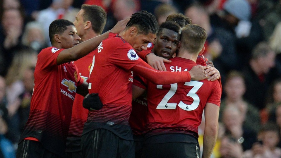 
Các cầu thủ Man Utd ăn mừng bàn thắng mở tỉ số trận đấu
