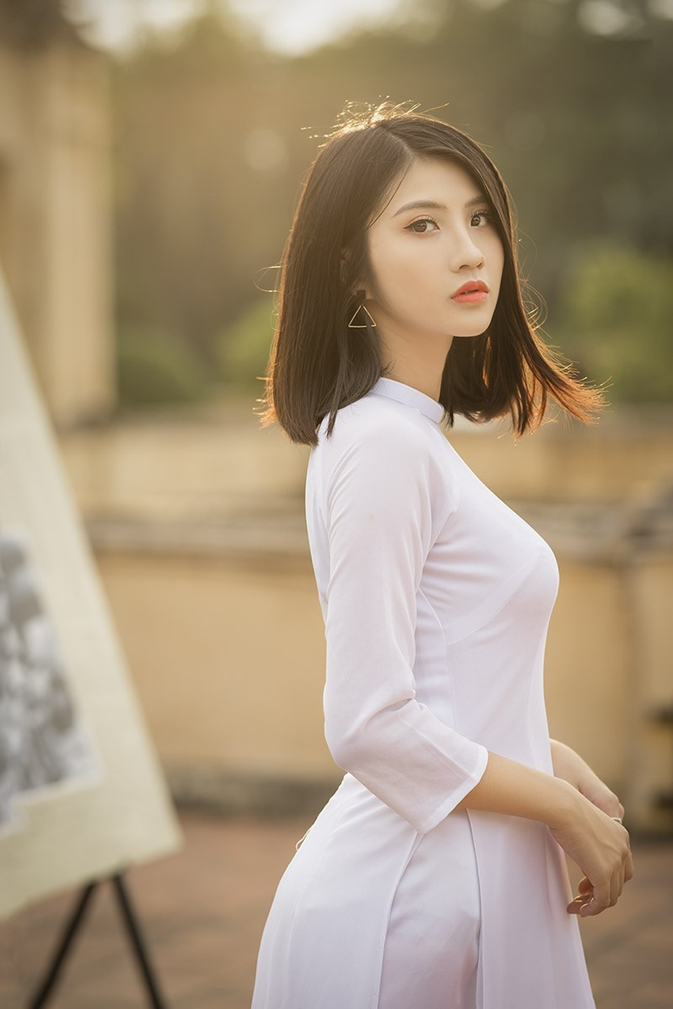 Nữ sinh Ninh Bình sở hữu nét đẹp sắc sảo hút hồn - 8 Thùy Linh mong rằng bản thân sẽ đủ sức khỏe và luôn sống vui vẻ. Hình tượng người phụ nữ cô gái này hướng đến là xinh đẹp – độc lập – tự tin – bản lĩnh.