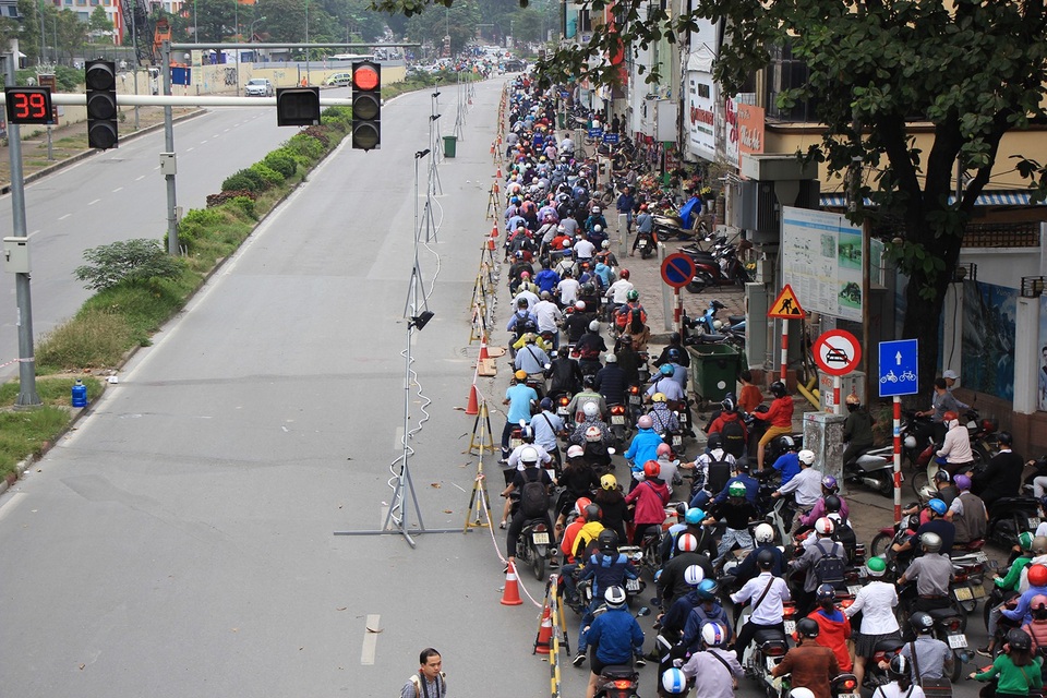 Rào đường Kim Mã phục vụ thi công ga ngầm đường sắt đô thị Hà Nội - 12 Rào đường Kim Mã phục vụ thi công ga ngầm đường sắt đô thị Hà Nội - 12