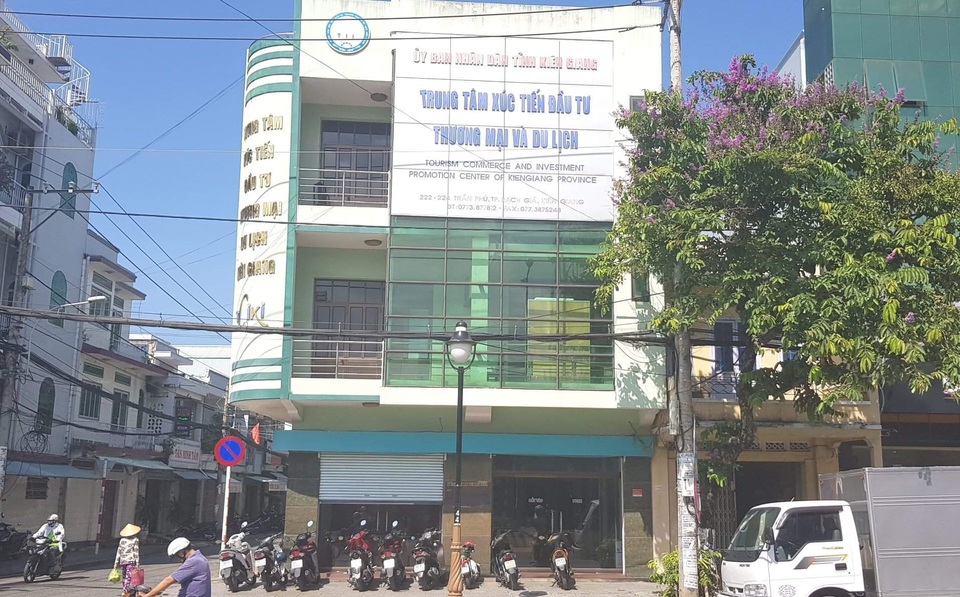 
Trong thời gian tại vị Trung tâm xúc tiến đầu tư thương mại và du lịch Kiên Giang bà Thảo đã có dấu hiệu ưu ái bổ nhiệm 7 Trưởng, Phó phòng
