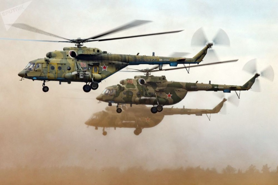 Dàn trực thăng quân sự “khủng” của Nga - 1 Trực thăng Mi-8 tại bãi huấn luyện “Tsugol” ở khu vực Trans-Baikal. Đây là nơi diễn ra cuộc tập trận chung của lực lượng vũ trang Nga và Trung Quốc Vostok-2018.