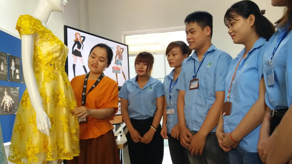 Đại biểu Bùi Sỹ Lợi: “Chỉ tiêu lao động qua đào tạo đã hết sứ mệnh lịch sử” - 1
Đào tạo Nghề thiết kế thời trang tại Trường Cao đẳng nghề Đà Nẵng. (Ảnh: H.M)