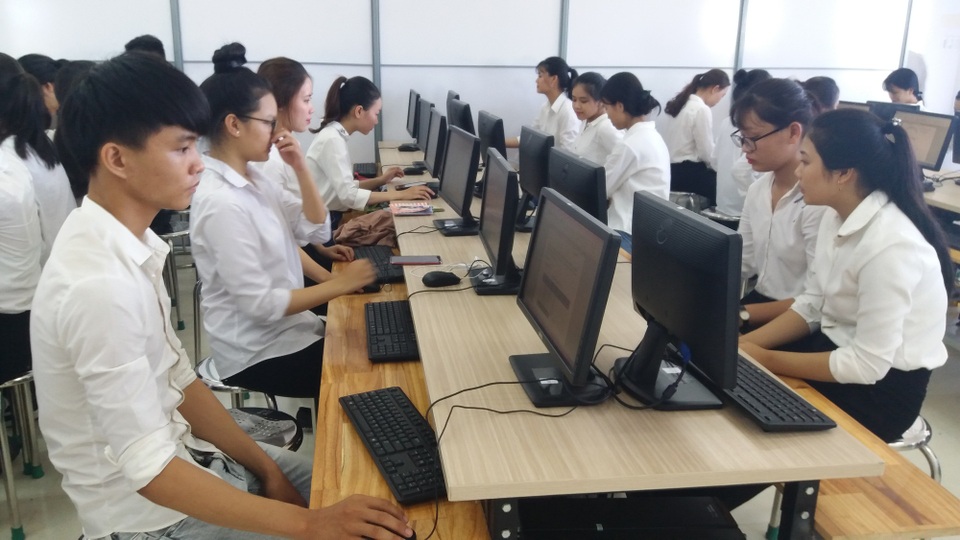 Đề xuất đào tạo tiếng Anh vào giáo dục nghề nghiệp bậc trung cấp, cao đẳng - 1 Đề xuất đào tạo tiếng Anh vào giáo dục nghề nghiệp bậc trung cấp, cao đẳng - 1