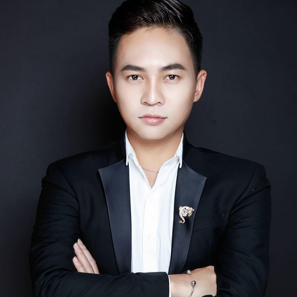 TS Tâm lý Nguyễn Hoàng Khắc Hiếu chia sẻ hành trang kỹ năng cho du học sinh - 2
TS Nguyễn Hoàng Khắc Hiếu - trưởng bộ môn Tâm lý học ứng dụng ĐH Sư phạm TPHCM