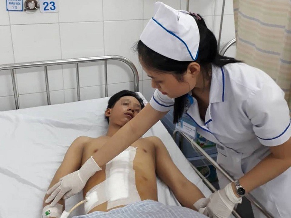 Sau phẫu thuật, sức khỏe bệnh nhân đang dần bình phục