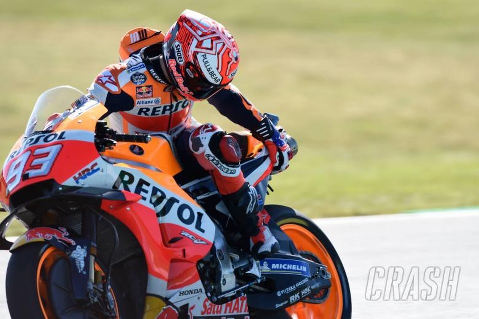 Vinales chiến thắng trong ngày bộ đôi Repsol Honda Team bỏ cuộc - Ảnh 4. Vinales chiến thắng trong ngày bộ đôi Repsol Honda Team bỏ cuộc - Ảnh 4.
