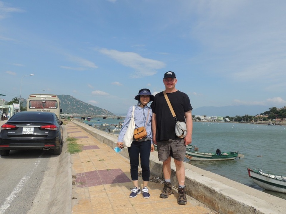 Chợ Nại – chợ quê hút khách ngoại - 10 Trong đó có rất nhiều khách nước ngoài