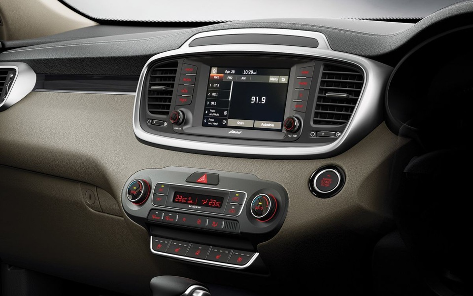 Kia Sorento có trang bị hộp số 8 cấp mới - 10 Kia Sorento có trang bị hộp số 8 cấp mới - 10