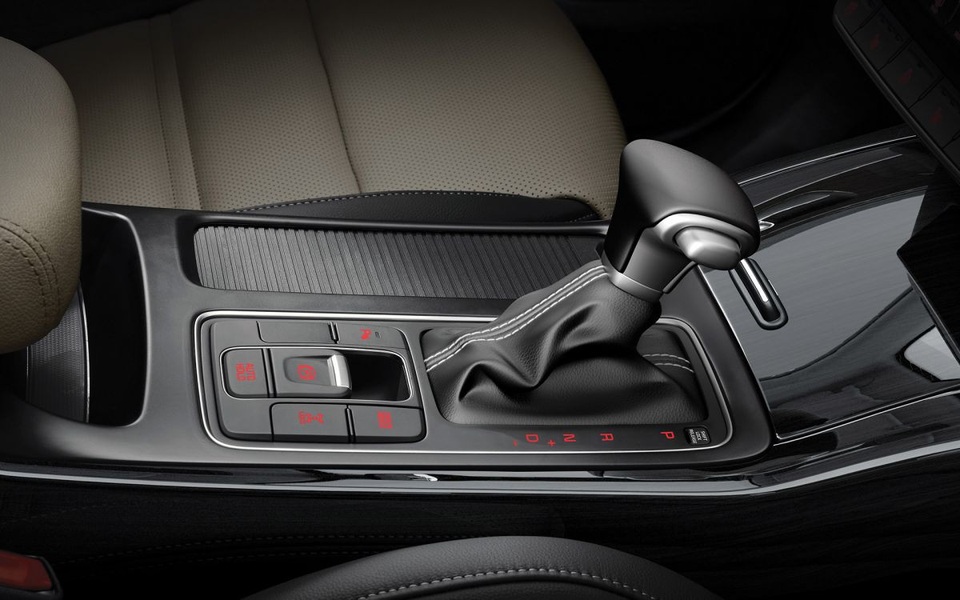 Kia Sorento có trang bị hộp số 8 cấp mới - 6 Kia Sorento có trang bị hộp số 8 cấp mới - 6