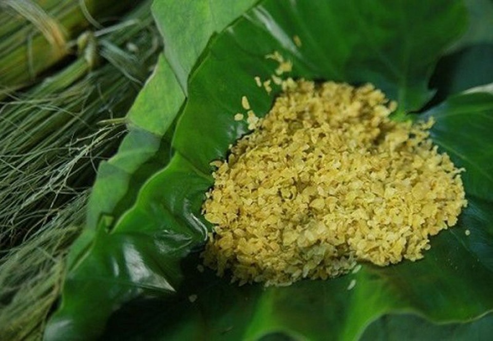 Nhà không tấc ruộng: Ngày giã 2 tạ thóc, 2 tháng thu 500 triệu đồng - 1
Cốm tươi Mễ Trì có giá bán buôn từ 170.000-200.000 đồng/kg tùy thời điểm