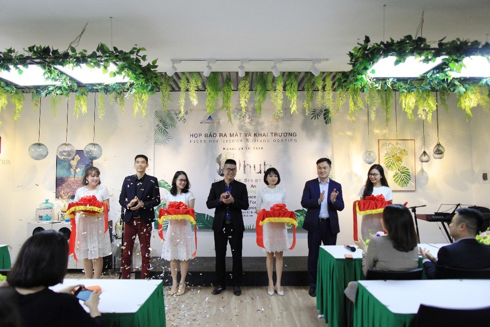 Ra mắt không gian làm việc chung dành riêng cho cộng đồng thiết kế - ID Hub - 1
Lễ cắt băng khai trương mô hình Coworking Space “kiểu mới” đầu tiên tại Việt Nam diễn ra trang trọng