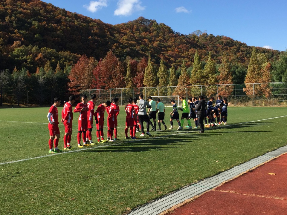 Các cầu thủ được lưu ý giữ gìn thể lực và tránh chấn thương trong trận đấu