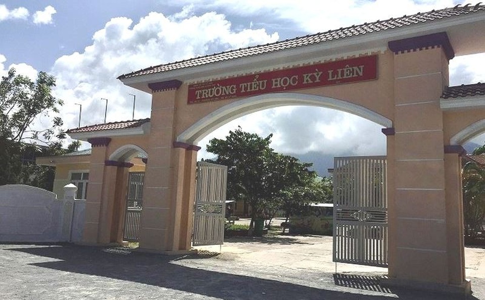 Cảnh cáo cô giáo đánh học sinh lớp 1 bầm lưng - 1 Trường tiểu học Kỳ Liên nơi xảy ra sự việc (Ảnh: Hoàng Giang)