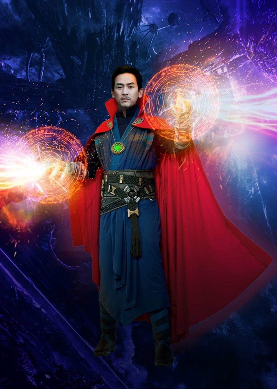 Sao Việt cùng các nhóc tì nhà sao hóa trang Halloween - 14 Hứa Vĩ Văn đầu tư trang phục để trở thành vị Dr. Strange, vị phù thủy nổi tiếng trong seri phim đình đám của Hollywood
