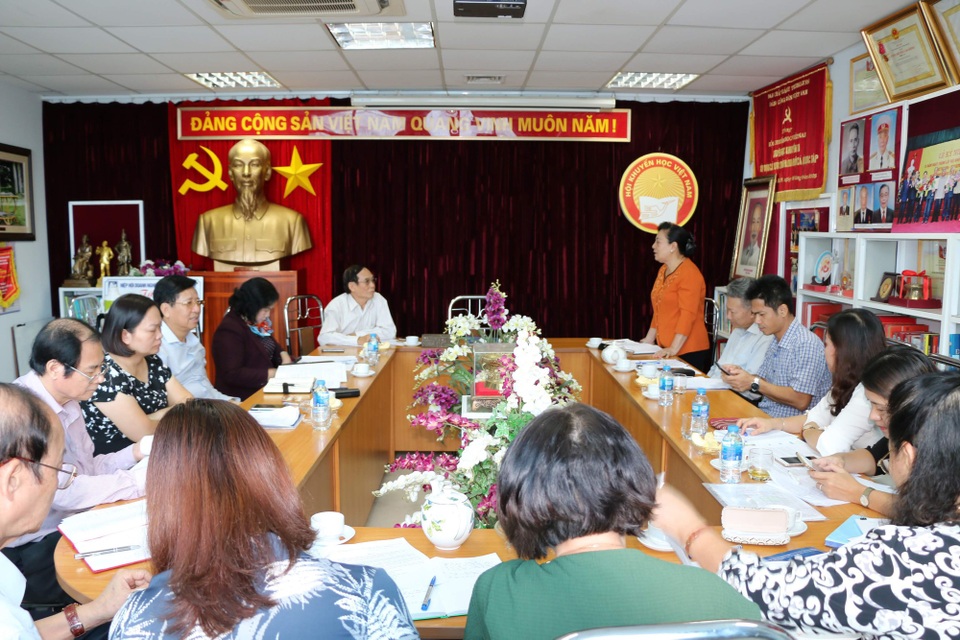 Đẩy mạnh chương trình phối hợp giữa các đơn vị với Hội Khuyến học - 1
Các đơn vị họp bàn đẩy mạnh phong trào học tập suốt đời