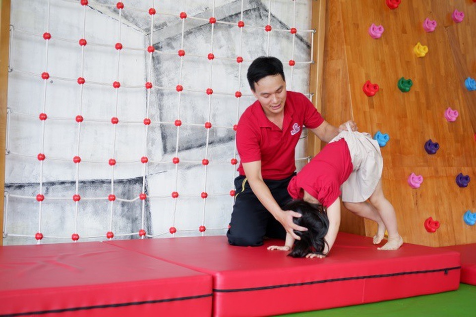 Sự cần thiết của rèn luyện thể chất cho trẻ mầm non - 2
Trẻ nên được tiếp cận với đa dạng các loại hình vận động thể chất.