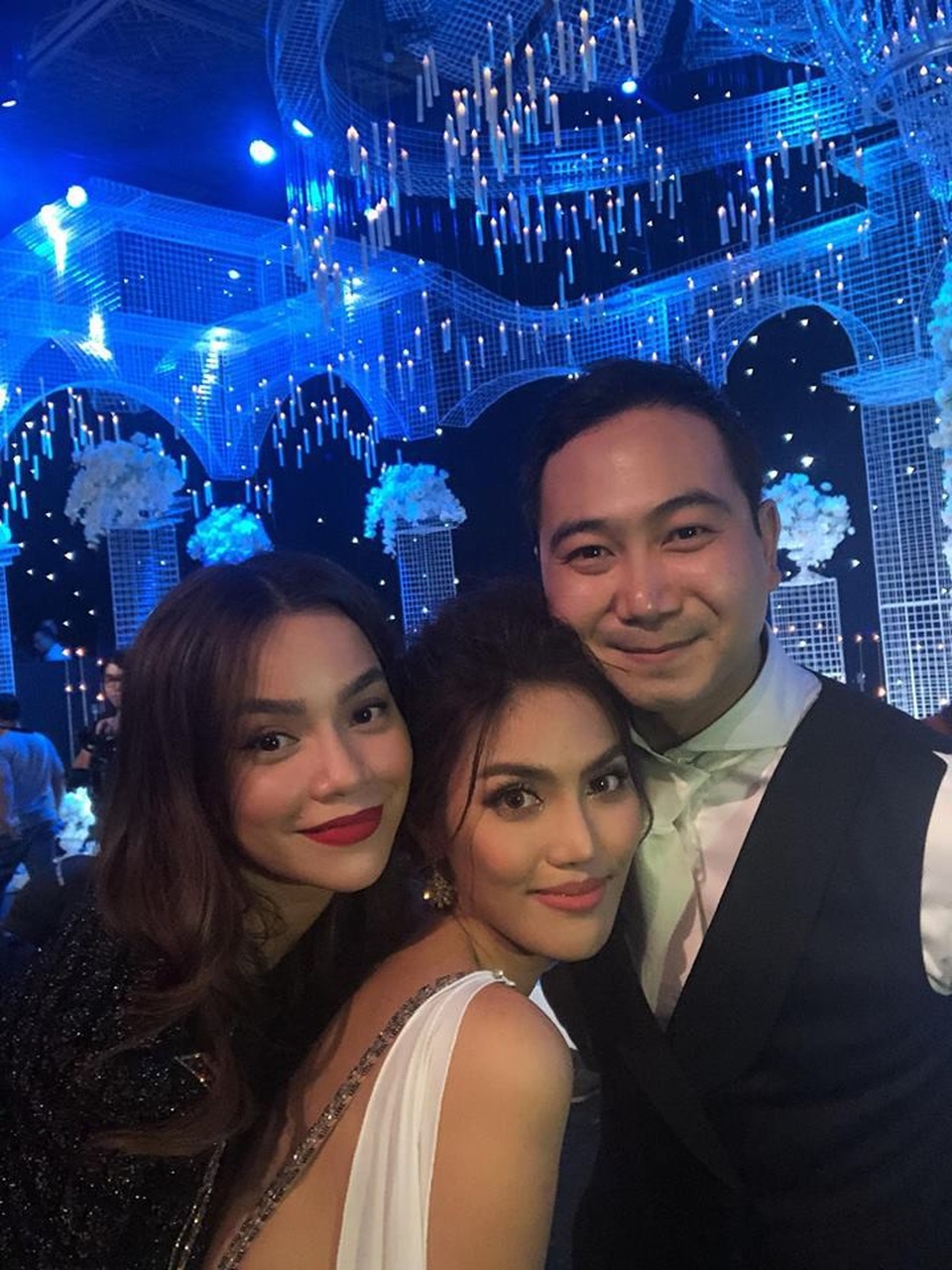 Trên trang cá nhân, ca sĩ Hồ Ngọc Hà cũng gửi lời chúc hạnh phúc đến vợ chồng Lan Khuê