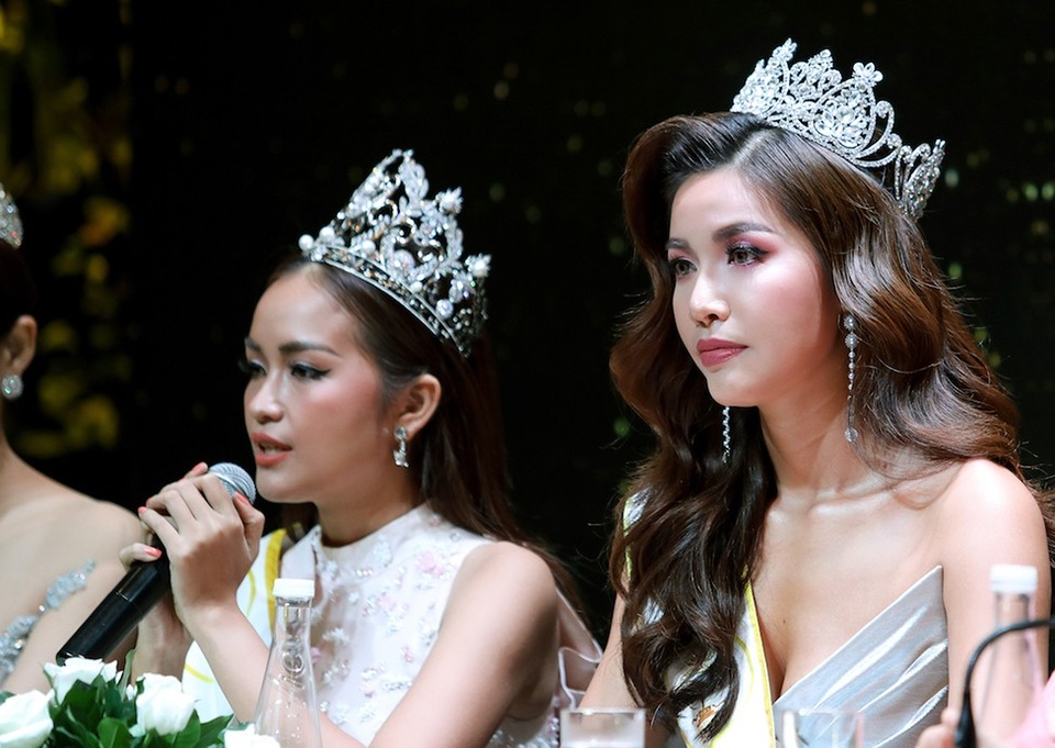 Ngọc Châu chia sẻ: “Châu rất vui khi chị Tú đi thi năm nay. Thời điểm này, chị Tú ở độ chín về nhan sắc lẫn những yếu tố cần thiết. Sẽ khó tìm ra ai phù hợp hơn ngoài chị! Châu không hề có chút khó chịu hay buồn phiền gì về vấn đề này vì Châu cũng cần thêm thời gian để hoàn thiện bản thân. Châu muốn mình có sự chuẩn bị tốt nhất vì đó là cơ hội lớn nhất đời. Châu đã cố gắng rất nhiều mới có thể giành chiến thắng ở hành trình Miss Supranational Vietnam năm nay, do đó không muốn vì vội vàng mà để bản thân phải ra về tay trắng khi mang chuông đi đánh xứ người.