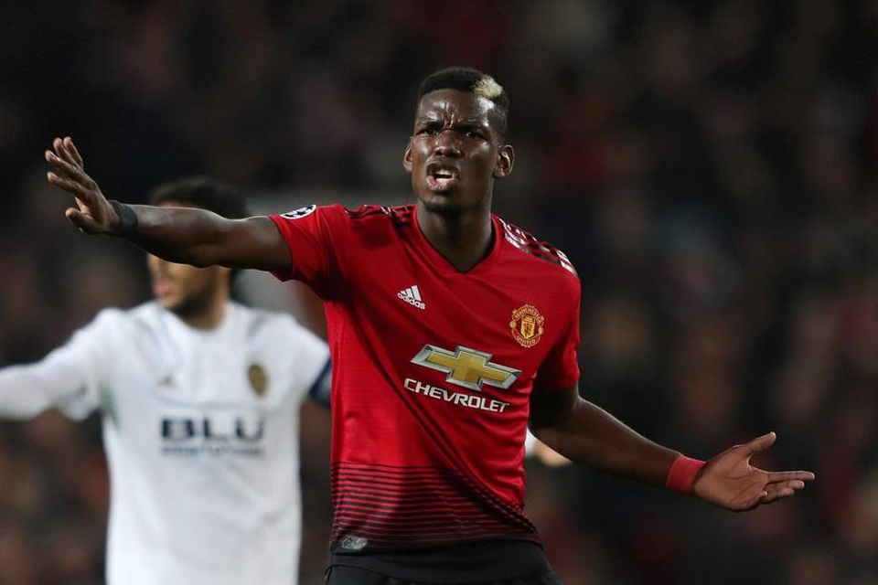 Pogba bị cấm trả lời báo chí sau mâu thuẫn với HLV Mourinho - 1
Pogba không được phép trả lời báo chí