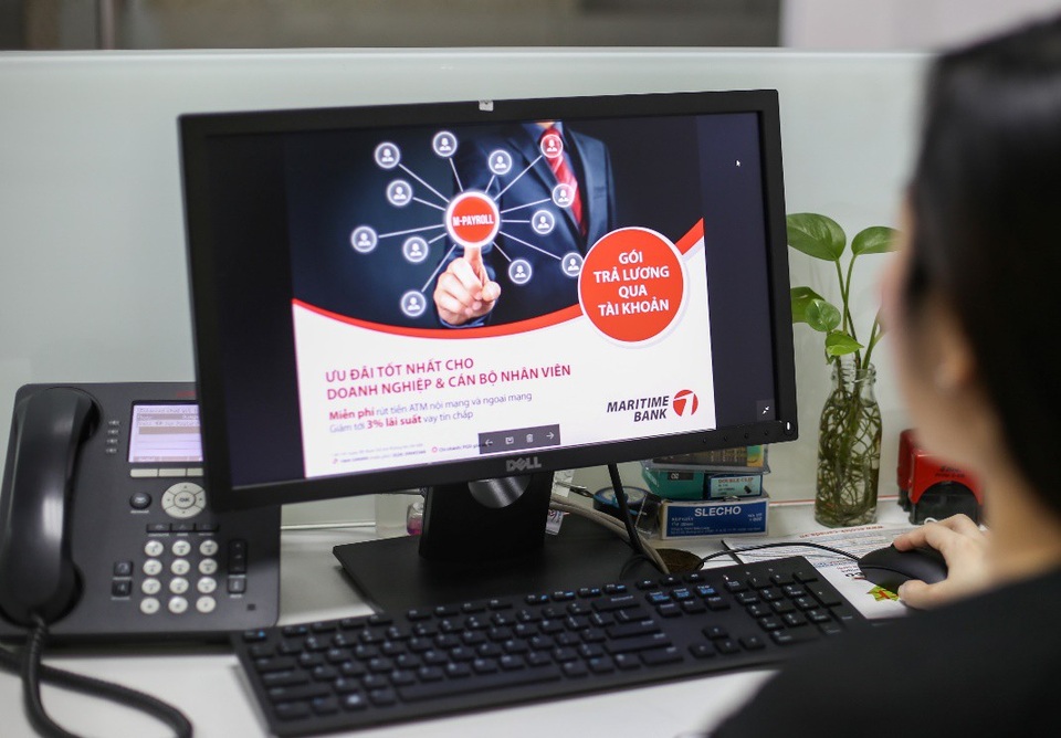 Rút lương mất phí – Nỗi lo lớn của người lao động - 2 Người lao động được tiết kiệm được ít nhất 600.000 đồng/năm khi sử dụng Gói tài khoản trả lương M-Payroll