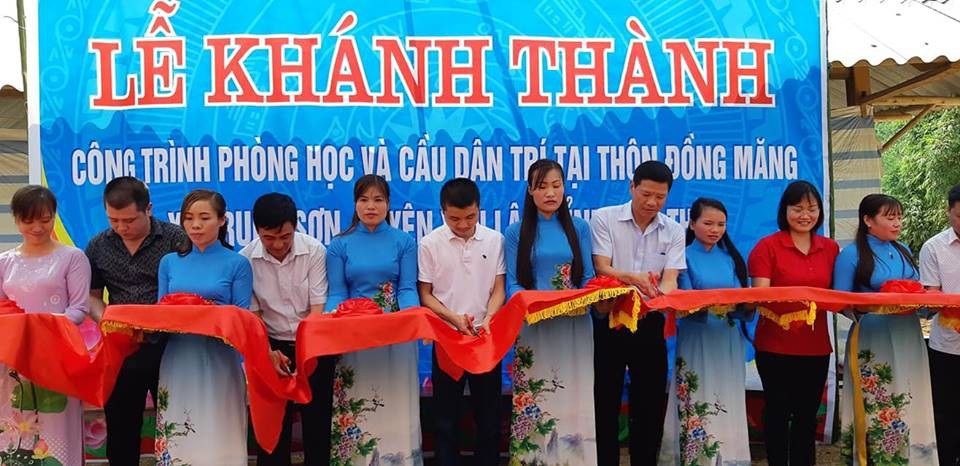 Khánh thành công trình phòng học và cầu Dân trí tại điểm trường Đồng Măng, Phú Thọ - Ảnh 6. Khánh thành công trình phòng học và cầu Dân trí tại điểm trường Đồng Măng, Phú Thọ - Ảnh 6.