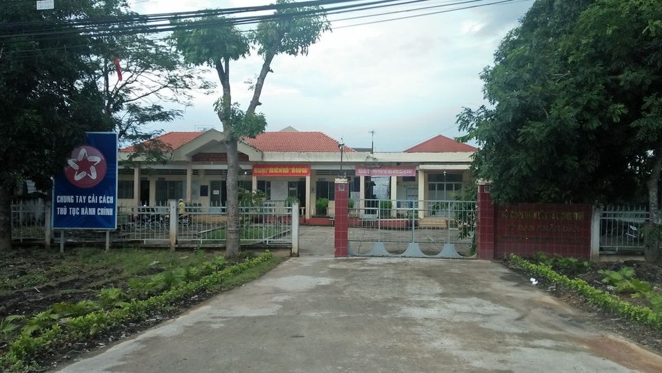 Công an xã đi... đòi nợ thuê? - 1 Trụ sở Công an xã Lương Bình, nơi ông Hiếu làm việc.