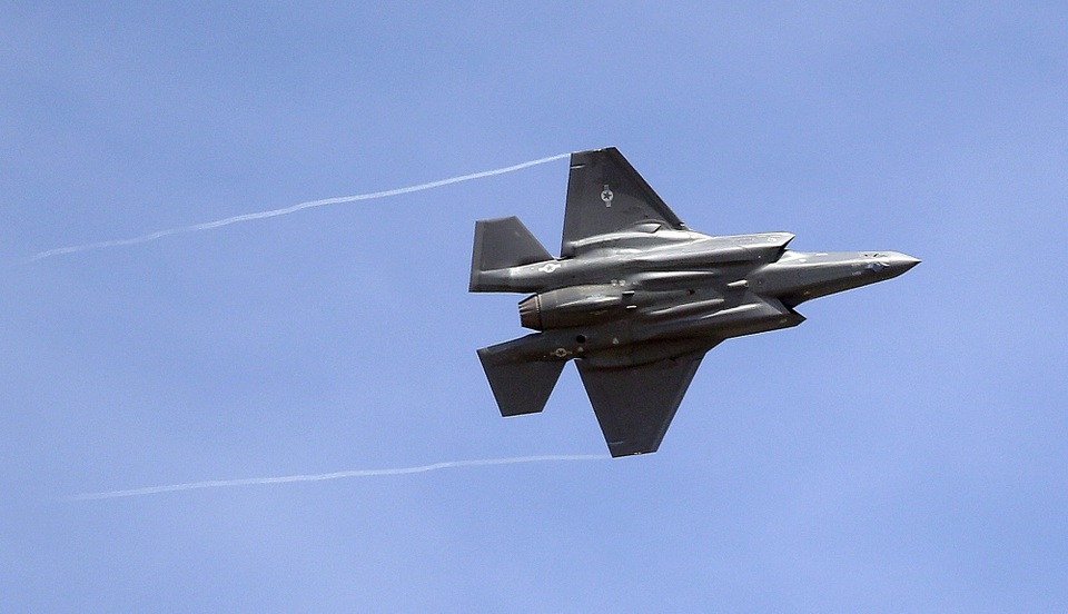 Israel tuyên bố “rồng lửa” S-300 của Nga tại Syria sẽ “vô dụng” - 1 Máy bay chiến đấu F-35 (Ảnh: AFP)