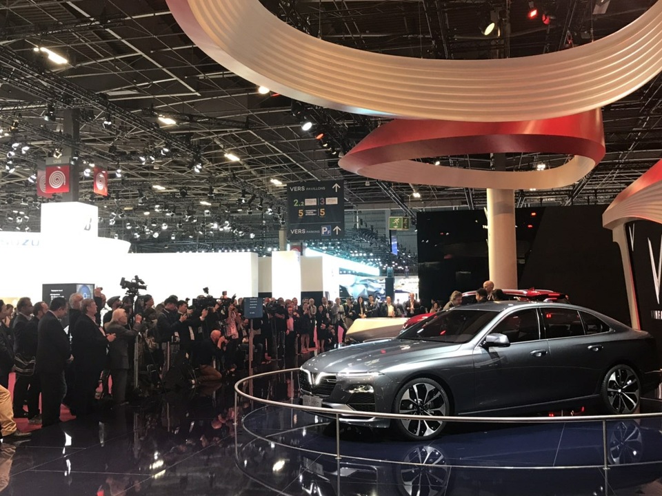 Paris Motor Show 2018: VinFast tiếp tục làm tâm điểm - 3 Paris Motor Show 2018: VinFast tiếp tục làm tâm điểm - 3