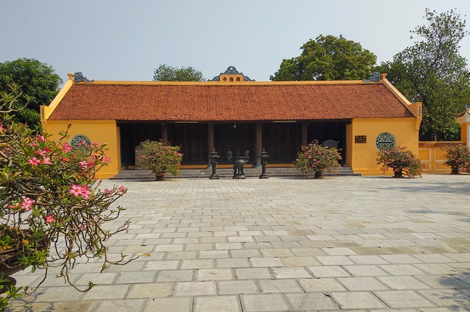 Ngôi chùa nghìn tuổi in dấu hoạt động cách mạng của nguyên Tổng bí thư Đỗ Mười - 2
Chùa Hưng Long được Bộ Văn hóa Thể thao và Du lịch cấp bằng công nhận di tích lịch sử văn hóa năm 1990 và được Ủy ban nhân dân thành phố Hà Nội công nhận là di tích cách mạng năm 2004.